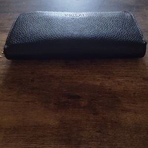 Unica! Firenze Zip Around Wallet